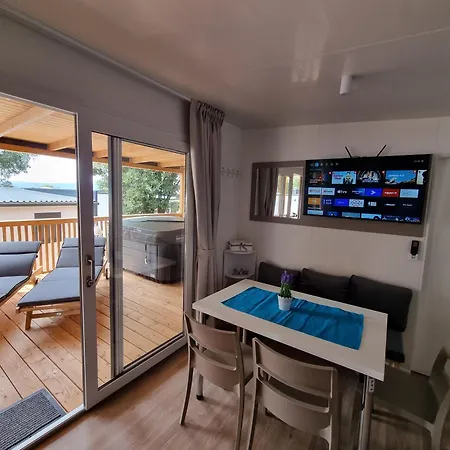 Memita Mobile Homes, Holiday home *